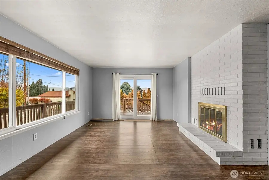 3010 NW Cascade Avenue, East Wenatchee, WA 98802 - Image #3