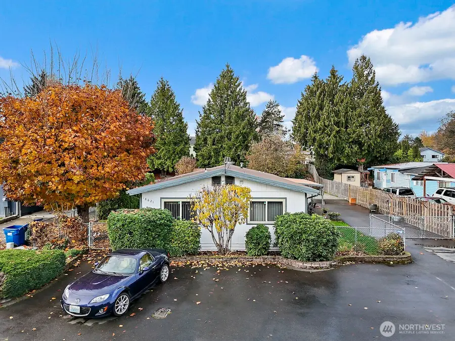 18621 109th Avenue Se, Renton, WA 98055 - Image #2