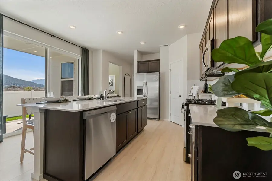 22902 SE Sitka Street, Black Diamond, WA 98010 - Image #3