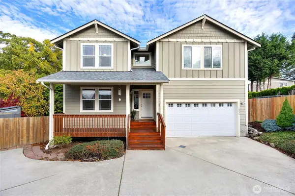 10034 59th Avenue S, Seattle, WA 98178