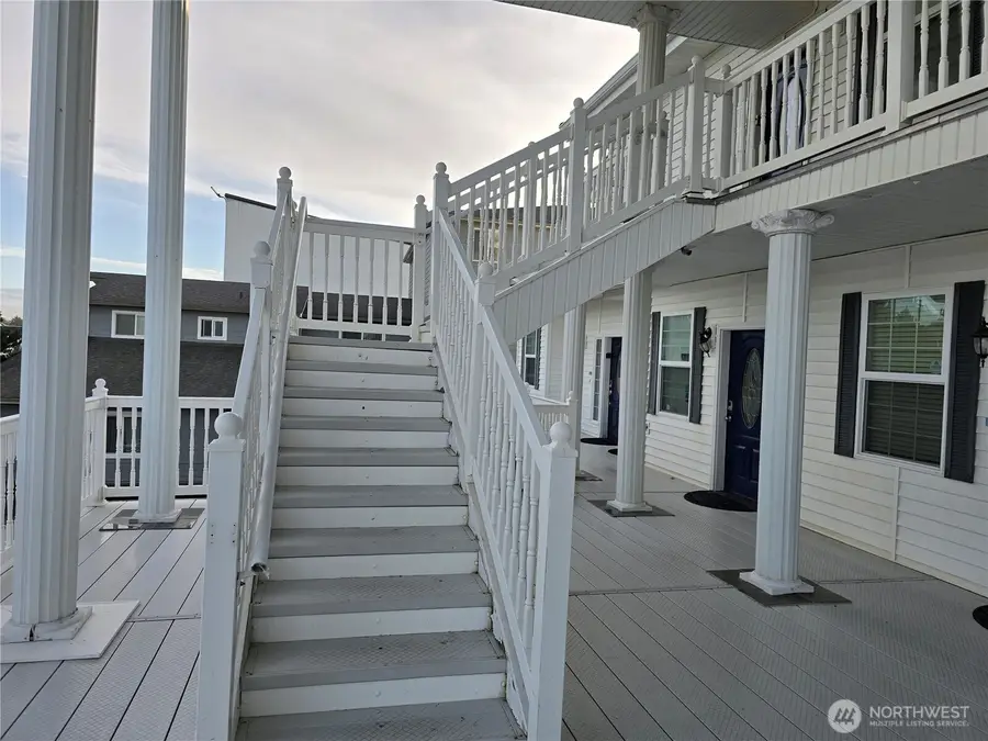 855 NW Ocean Shores Boulevard #201, Ocean Shores, WA 98569 - #3