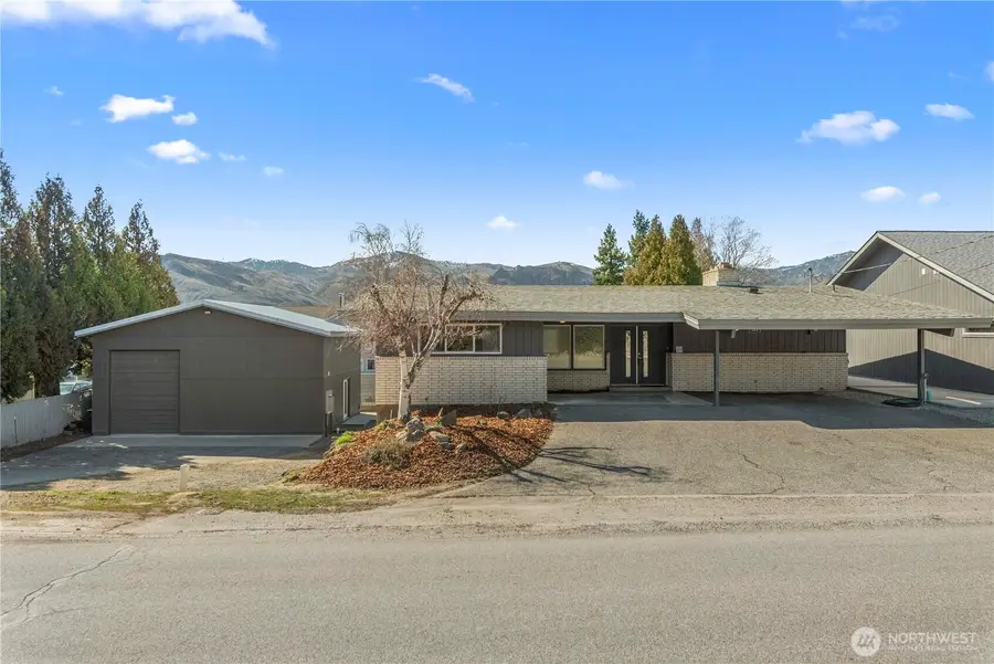 544 N Colorado Avenue, East Wenatchee, WA 98802 - Image #2