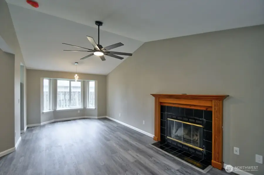 6305 61st Avenue Se, Lacey, WA 98513 - Image #3