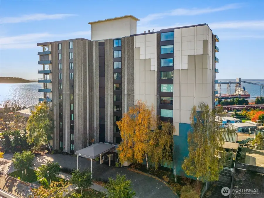 521 5th Avenue W #402, Seattle, WA 98119 - Image #3