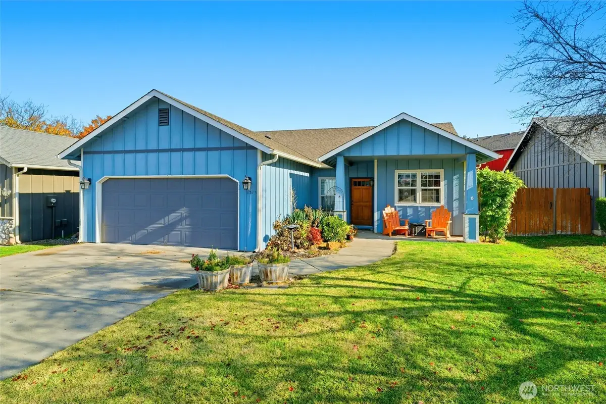 1313 SE Newgate Drive, College Place, WA 99324 - #1