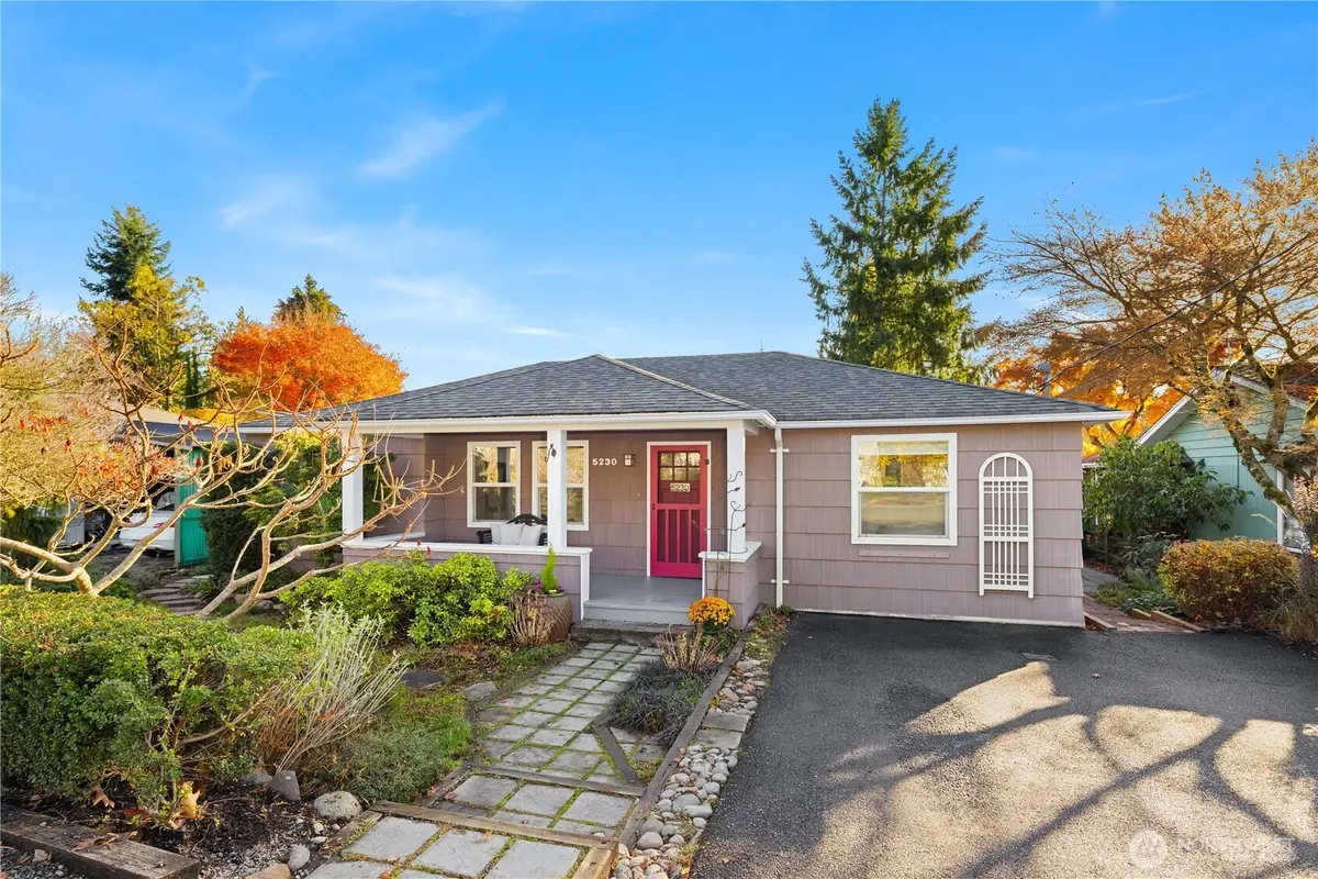 5230 242nd Street Sw, Mountlake Terrace, WA 98043 - Image #1