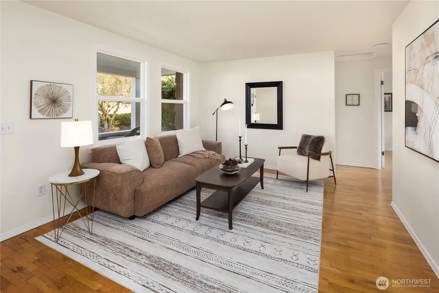 5230 242nd Street Sw, Mountlake Terrace, WA 98043 - Image #3