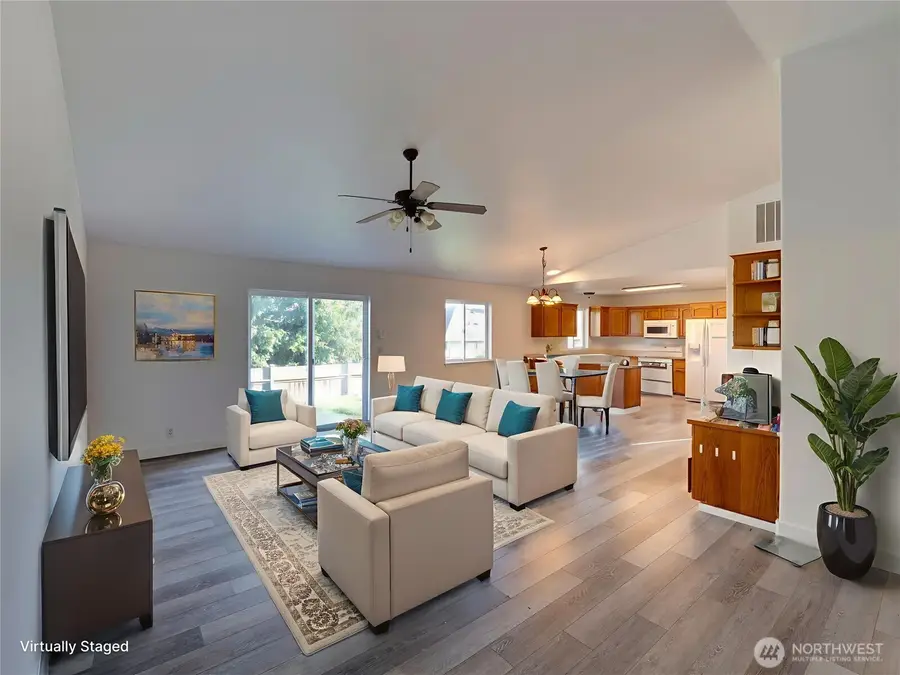 500 SW Erie Street, Oak Harbor, WA 98277 - Image #2