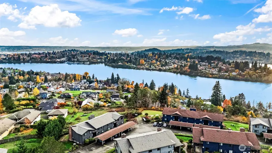 3320 Narrows View Lane Ne #204, Bremerton, WA 98310 - Image #3