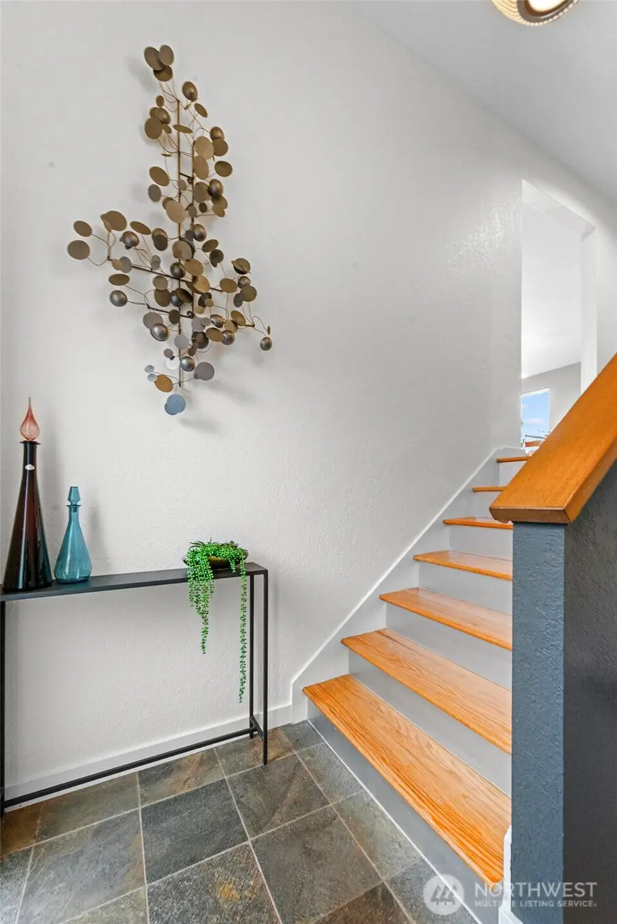 3439 24th Avenue W, Seattle, WA 98199 - #3