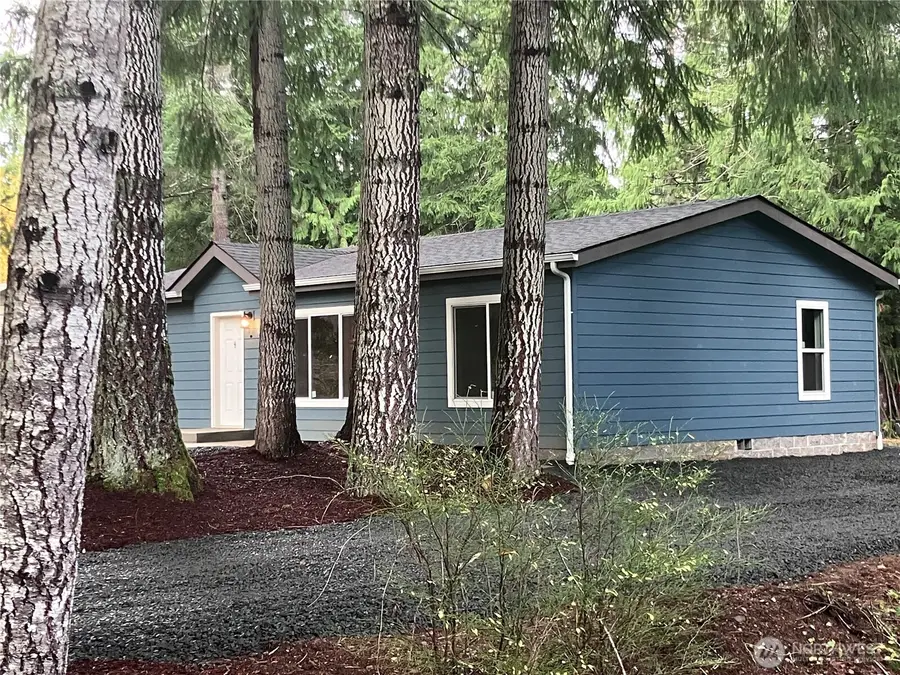 90 N Standstill Drive N, Hoodsport, WA 98548 - Image #2