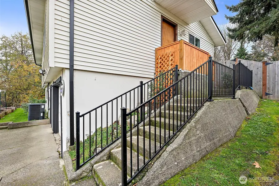 1126 19th Avenue Sw, Puyallup, WA 98371 - Image #3