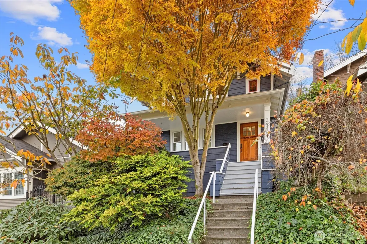 2912 3rd Avenue N, Seattle, WA 98109 - Image #1