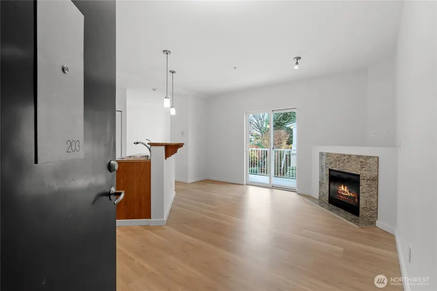 2840 SW Raymond Street #203, Seattle, WA 98126 - Image #3