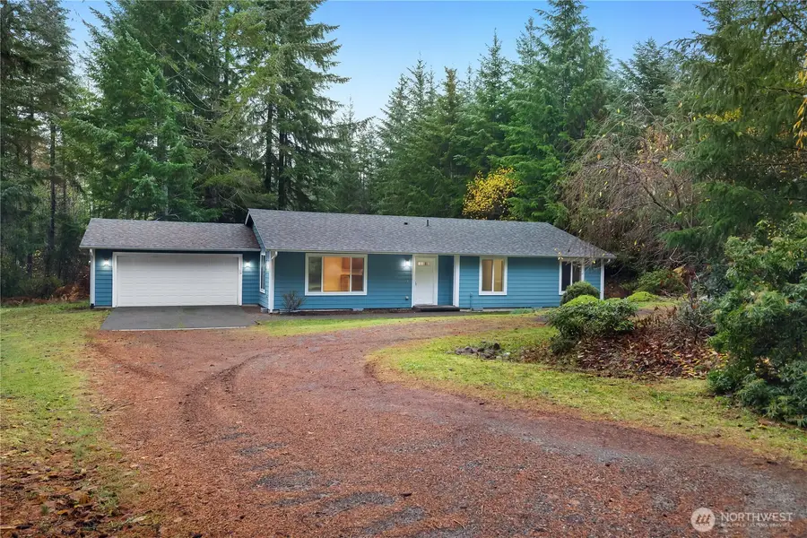 2261 E Phillips Lake Loop Road, Shelton, WA 98584 - Image #2