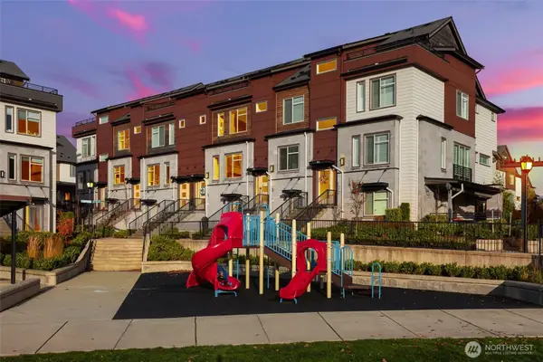 960 6th Walk Ne, Issaquah, WA 98029