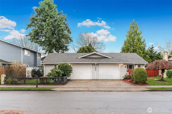 2205 M Street Ne #A-B, Auburn, WA 98002