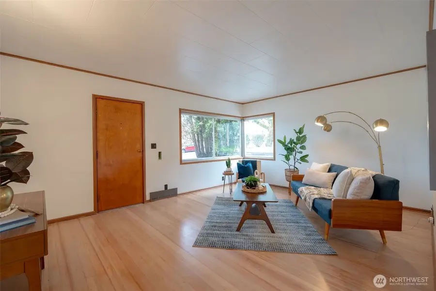 1518 N Wycoff Avenue, Bremerton, WA 98312 - Image #2