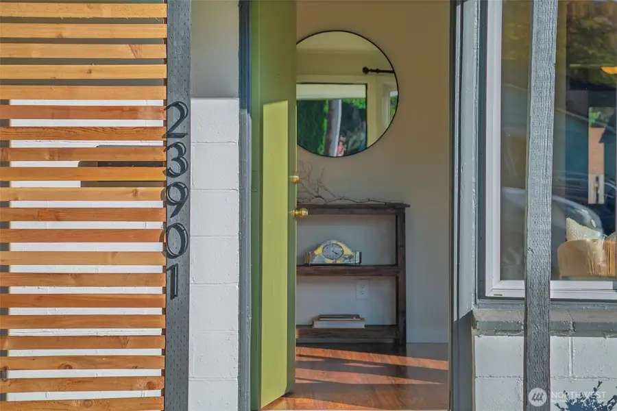 23901 59th Place W, Mountlake Terrace, WA 98043 - Image #2