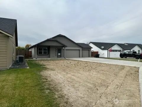 720 S Lakeland Drive, Moses Lake, WA 98837 - Image #3
