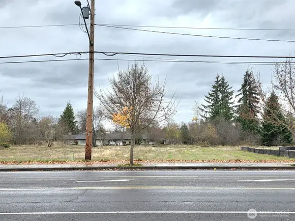 606 Yelm Avenue W, Yelm, WA 98597