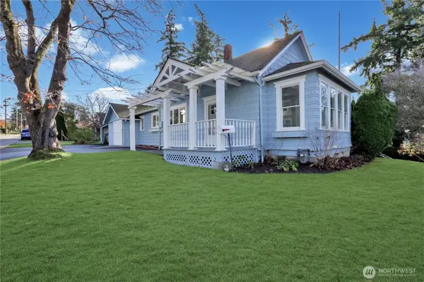 402 E Washington Street, Mount Vernon, WA 98274