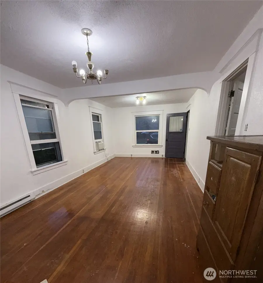 504 Dupont Avenue, Dupont, WA 98327 - Image #3