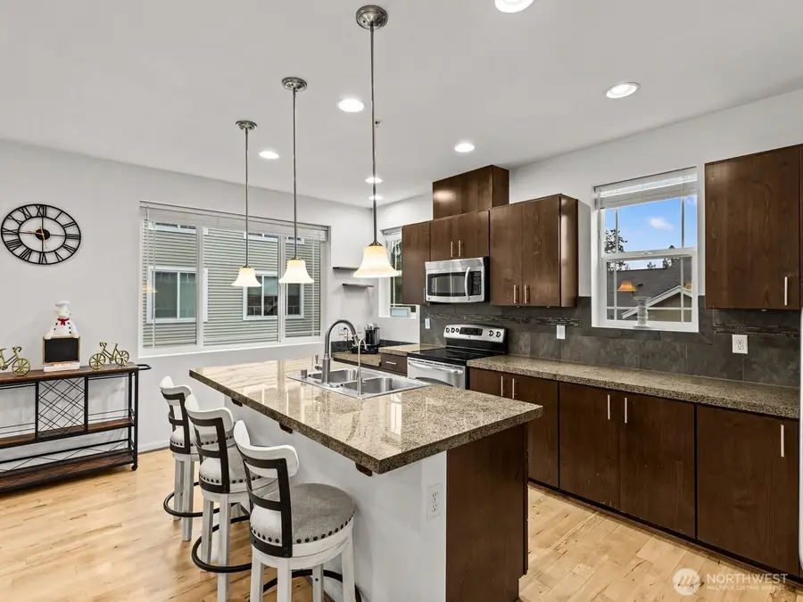 15720 Manor #O1, Lynnwood, WA 98087 - Image #2