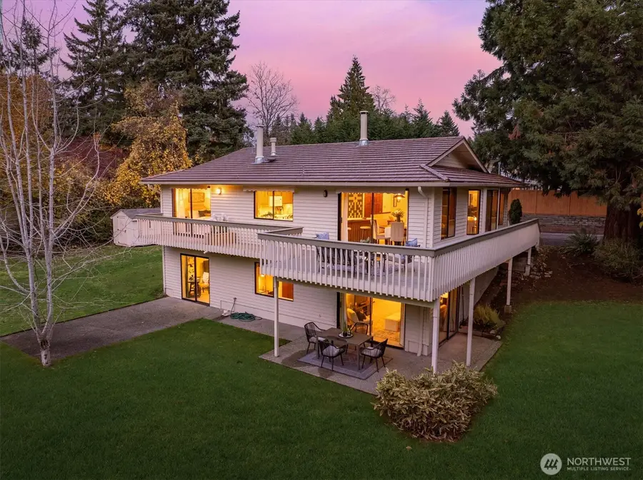 6835 113th Place Se, Newcastle, WA 98056 - Image #2