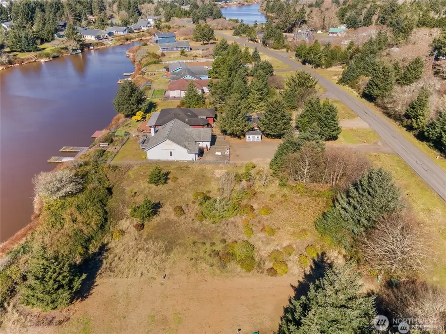 601 E Chance Ala Mer Ne, Ocean Shores, WA 98569 - Image #2