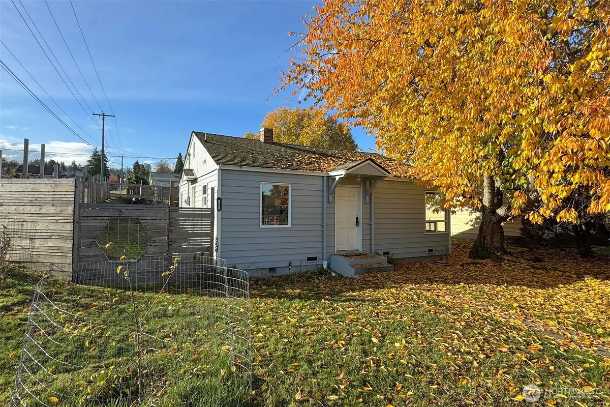 938 E 6th Street, Port Angeles, WA 98362 - Image #1