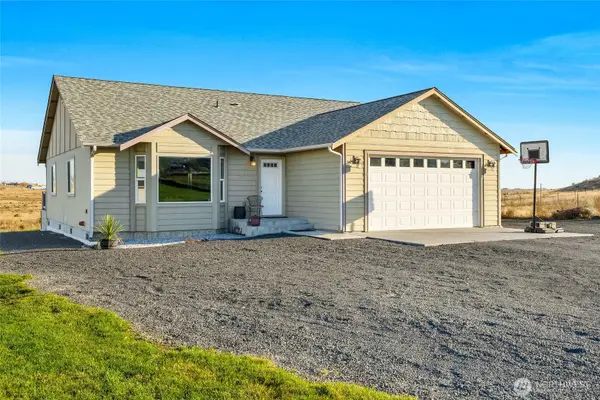 8903 NE Stonecrest Road, Moses Lake, WA 98837