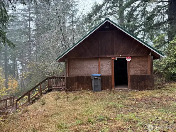 3780 S Mission Road W, Bremerton, WA 98312