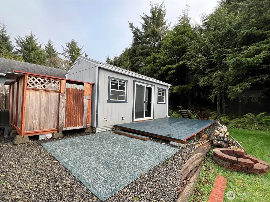 104 First Street N, Pacific Beach, WA 98571 - Image #2