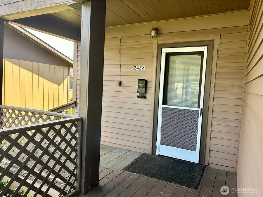 2428 Pacific Avenue, Hoquiam, WA 98550 - Image #2