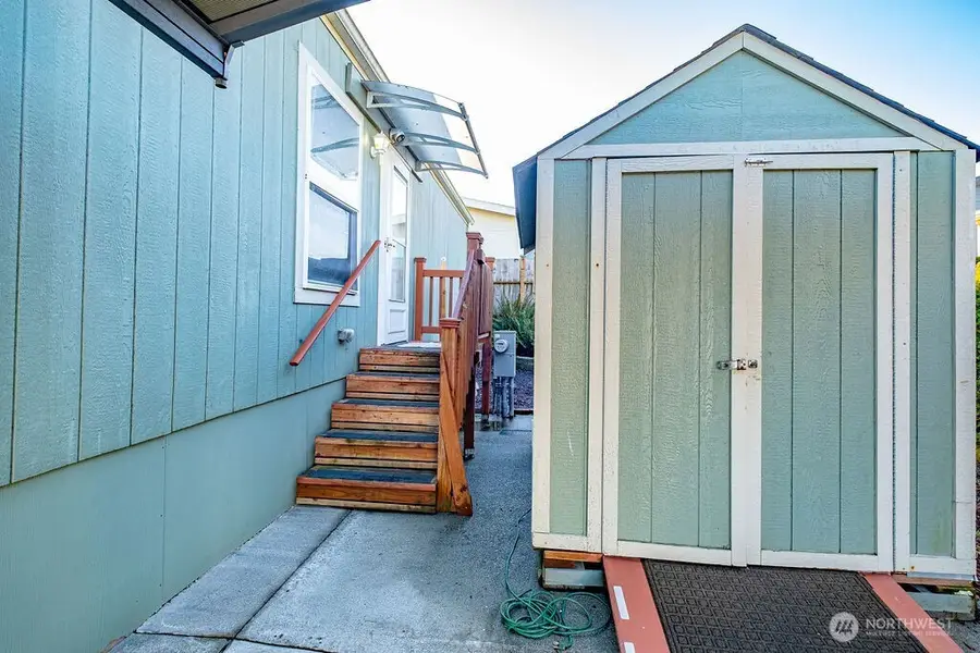 225 NE Ernst #25, Oak Harbor, WA 98277 - Image #3