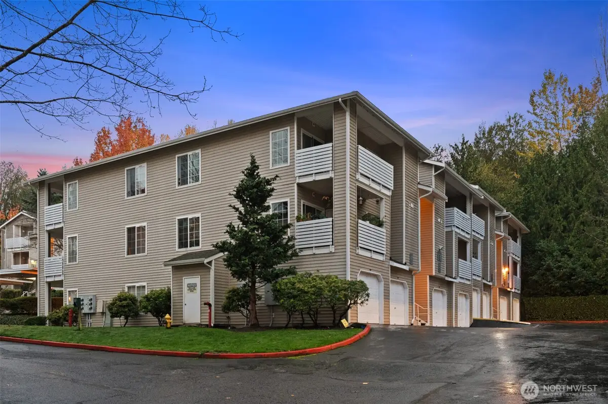 801 Rainer Avenue N #E324, Renton, WA 98057 - Image #1