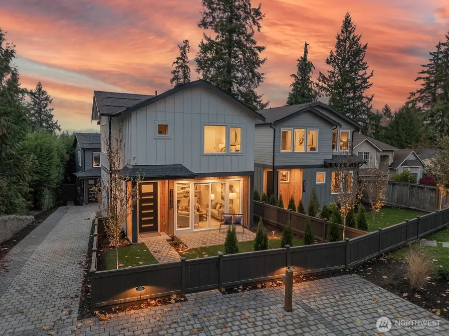 11217 NE 95th Street #B, Kirkland, WA 98033 - Image #2