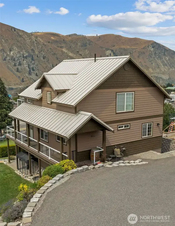585 Entiat Place, Orondo, WA 98843