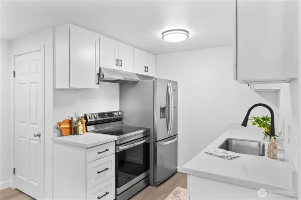 707 N 130th #B204, Seattle, WA 98133