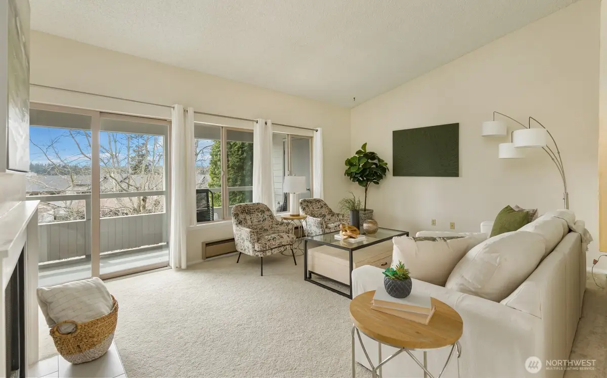 23405 Lakeview Drive #H306, Mountlake Terrace, WA 98043 - Image #1