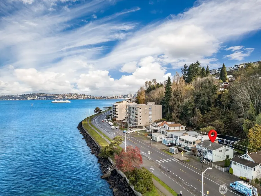 1324 Alki Avenue Sw, Seattle, WA 98116 - Image #2