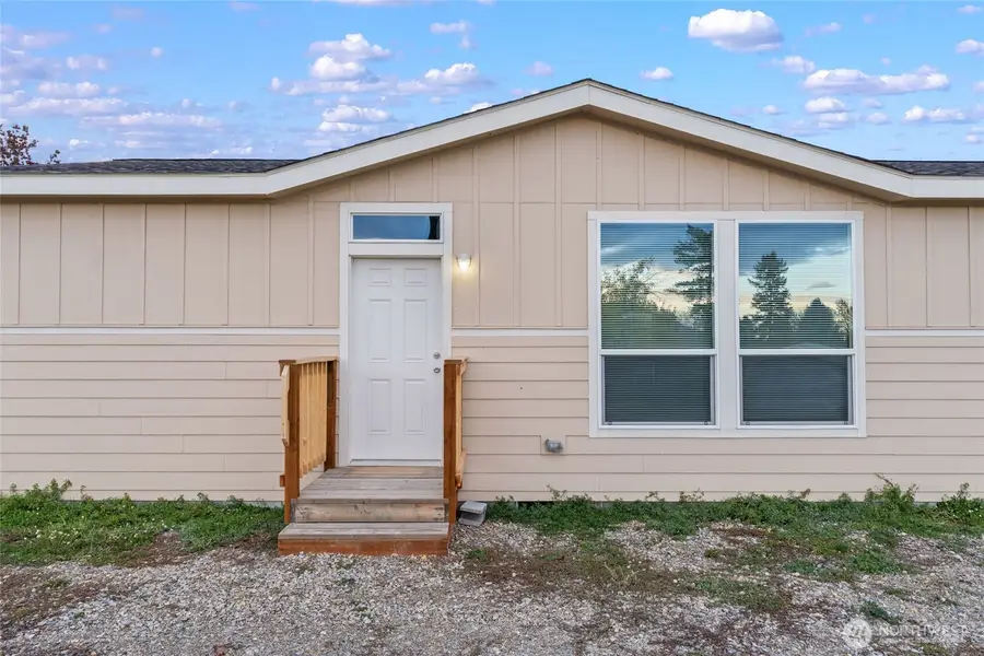 906 Valley Avenue, Chewelah, WA 99109 - Image #2