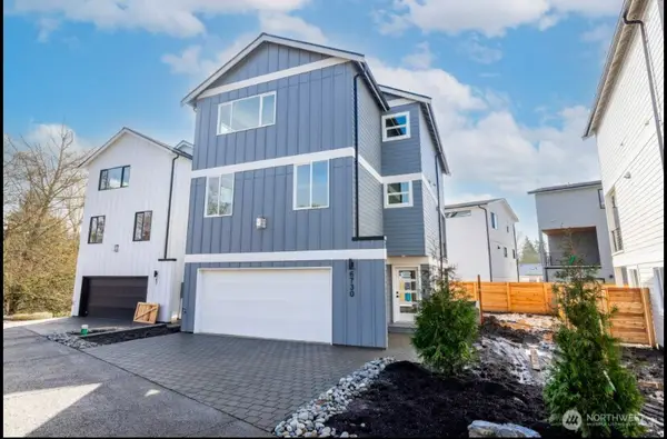 6730 21st Avenue Sw, Seattle, WA 98106