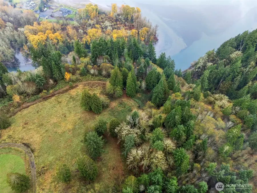 205 W Newt Estates Road, Longview, WA 98632 - Image #3