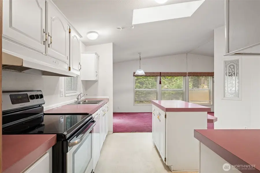 20481 Stephen Drive Ne, Kingston, WA 98346 - Image #3