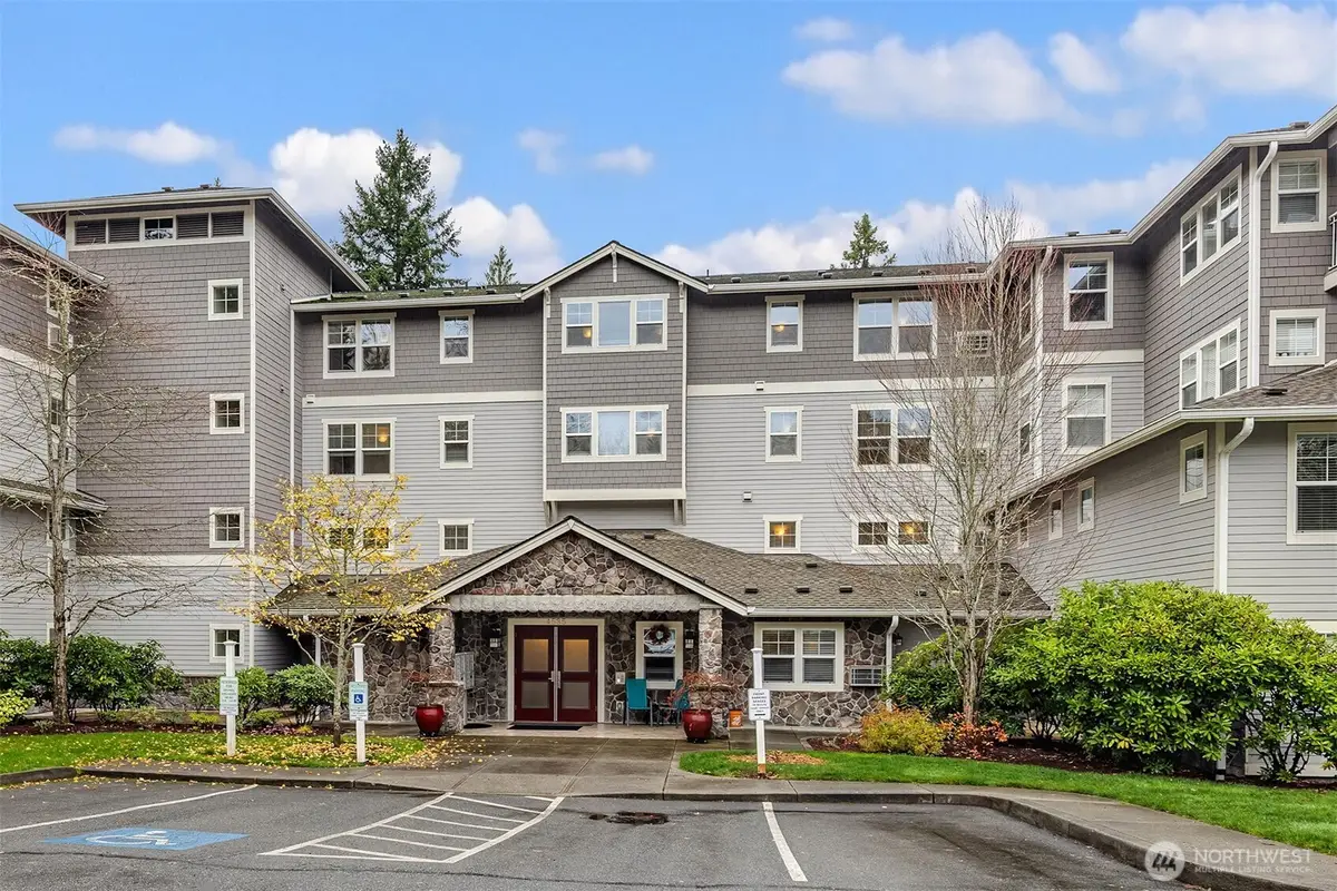 4535 Providence Point Place Se #103, Issaquah, WA 98029 - Image #1