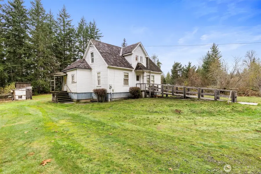 7111 Larson Lane Nw, Seabeck, WA 98380 - Image #3