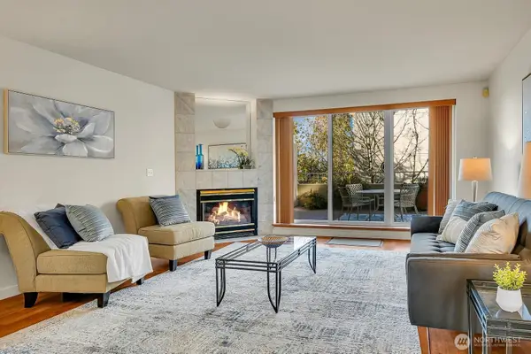 619 5th Avenue W #203, Seattle, WA 98119