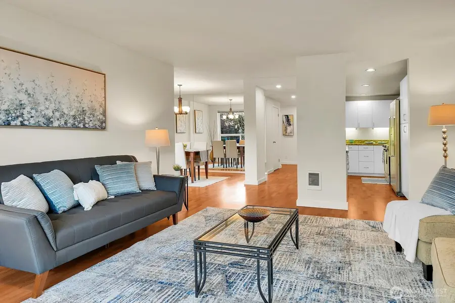 619 5th Avenue W #203, Seattle, WA 98119 - Image #3